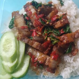 Crispy Pork Basil With Rice
