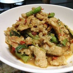 กระเพราไก่เจ