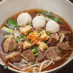 ก๋วยเตี๋ยวตะแคงซด สาขาบางกระดี่