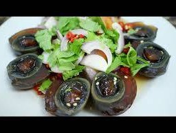 ยำไข่เยี่ยวม้า