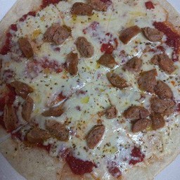 พิซซ่าไส้กรอกอิตาเลี่ยน