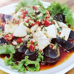 皮蛋豆腐 ยำไข่เยี่ยวม้าเต้าหู้ญี่ปุ่น
