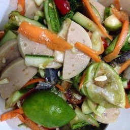 ตำแตงหมูยอ