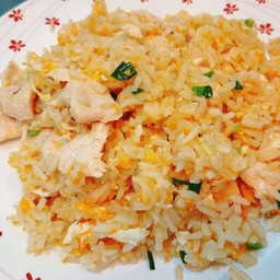 ข้าวผัดไก่
