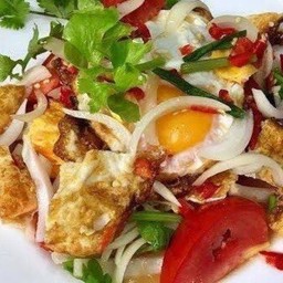 ยำไข่ดาว