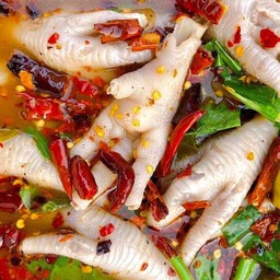 ต้มแซ่ยตีนไก่