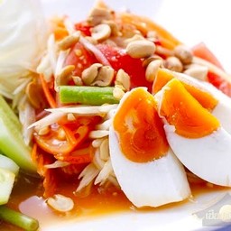 ตำไทยไข่เค็ม