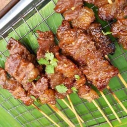 หมูปิ้งโบราณ+เนื้อย่างโคขุนน้ำจิ้มแจ่วรสเด็ด สาขา1
