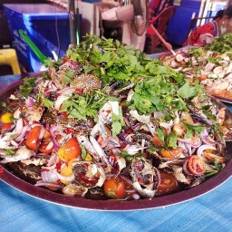 แหนมหมูทอด&ยำถาดใหญ่แซ่บ