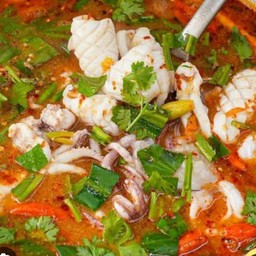 ต้มยำปลาหมึก