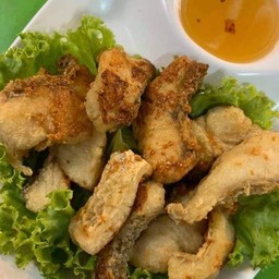 ปลากะพงทอดน้ำปลา