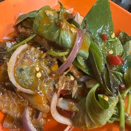 ยำปลากระป๋อง