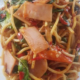 สปาเก็ตตี้ขี้เมาแฮม