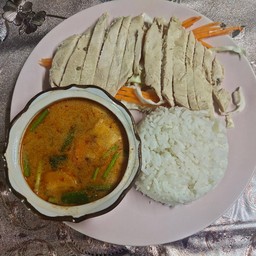 ข้าวสวย+อกไก่ต้มคลีนๆ(ไม่มีน้ำมันเลย)+น้ำซุปต้มยำ