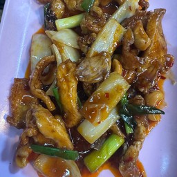 ไก่ผัดเม็ดมะม่วง