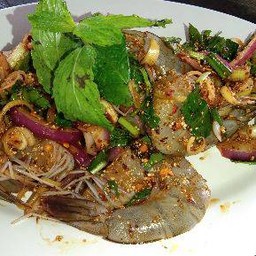 ลาบกุ้งดิบ