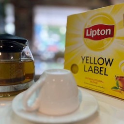 Hot Lipton Tea kettle 