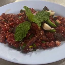 ก้อยเนื้อดิบ