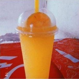 น้ำส้มปั่น