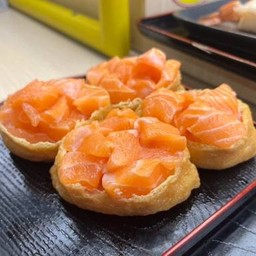 ฟองเต้าหู้แซลม่อน