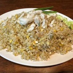 ข้าวผัดปู จานใหญ่