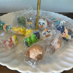 น้ำตาลปั้น(ขออนุญาติคละลายค่ะ)