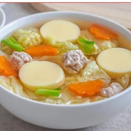 ต้มจืดผักกาดขาวเต้าหู้ไข่หมูสับหมูสับ