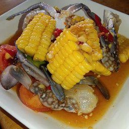 ตำข้าวโพดปูม้า