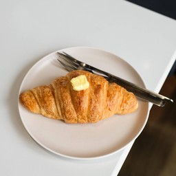 ครัวซองต์ (CROISSANT)