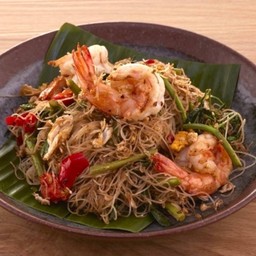 ผัดหมี่กระเฉดกุ้งสด