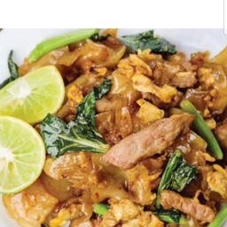 ผัดซีอิ๋วหมู