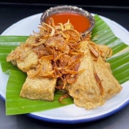 Fried or steamed Vietnamese Sausage