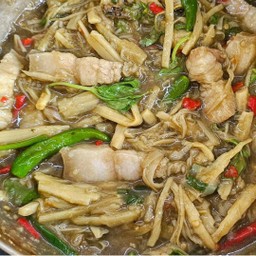 หมกหม้อหน่อไม้หมู (ขายดีมาก)