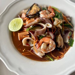 ยำทะเลรวม