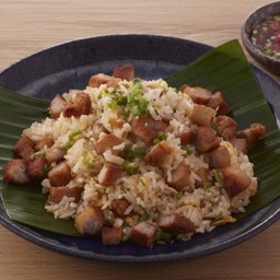 ข้าวผัดหมูแดดเดียว