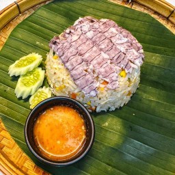 ข้าวผัดกั้ง (น้ำจิ้มซีฟู้ด)