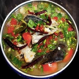 ต้มแซ่บหัวปลาแซลมอนหม้อไฟ