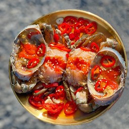 ปูไข่ดอง 2 ตัว