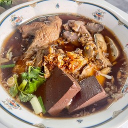 ก๋วยเตี๋ยวเป็ดพะโล้ สูตรเยาวราช(เจ้าเก่า)