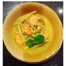 แกงหน่อไม้ กุ้งสด