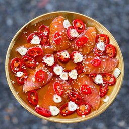 แซลมอนดอง