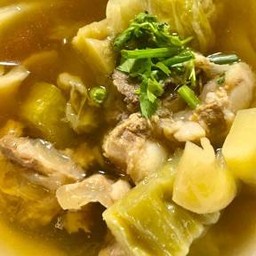 ต้มมะระผักกาดดองใส่กระดูกหมู