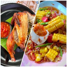 ตำข้าวโพดไข่เค็ม + ไก่อบโอ่งครึ่งตัว