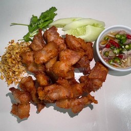 สามชั้นทอด