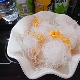 วุ้นเส้น