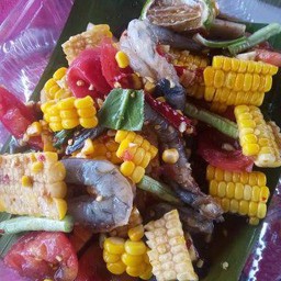 ตำข้าวโพดกุ้งสด