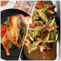 ตำแตง + ไก่อบโอ่งครึ่งตัว