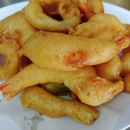 กุ้งชุบแป้งทอด