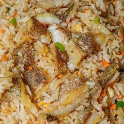 กินข้าวกับปลา