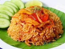 ข้าวผัดน้ำพริกเผา